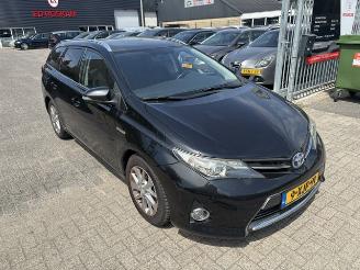 krockskadad bil auto Toyota Auris 1.8 Hybrid Pano automaat Sports 2014/9