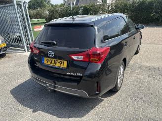 Toyota Auris 1.8 Hybrid Pano automaat Sports picture 3