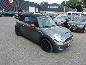 krockskadad bil auto Mini Cabrio 1.6 COOPER S CHILI 2010/6