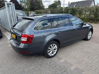 Skoda Octavia 1.0 TSI Automaat NAP picture 3