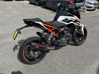 KTM 125 Duke 125 Duke Abs picture 4