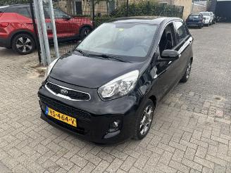 skadebil auto Kia Picanto 1.2 5-drs Dynamic Clima 2016/1