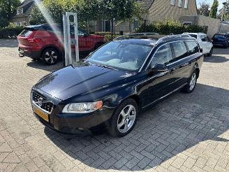 Volvo V-70 1.6 T4  Lim.Edition  179pk picture 2