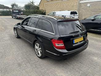 krockskadad bil auto Mercedes C-klasse 180 Avantgarde Automaat 2013/1