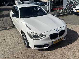 Unfallwagen BMW 1-serie 118i Sport 5-drs Clima 170pk 2012/5