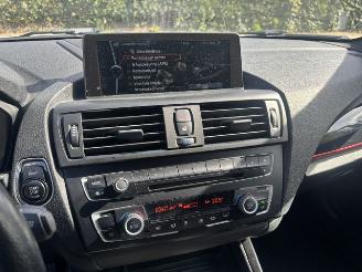 BMW 1-serie 118i Sport 5-drs Clima 170pk picture 15