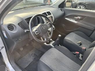 Toyota Urban Cruiser 1.3 Dynamic Pearl picture 10