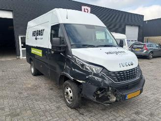 krockskadad bil bedrijf Iveco Daily 3.0 35C 180Pk Automaat Dubbellucht Clima 2021/1
