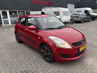 skadebil auto Suzuki Swift 1.2  5-drs Comfort airco 2013/3