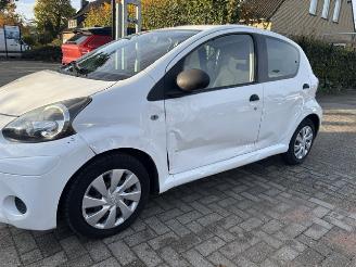 Toyota Aygo 1.0 5-drs Now airco Nap picture 6