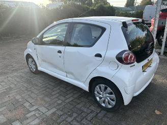 Toyota Aygo 1.0 5-drs Now airco Nap picture 4