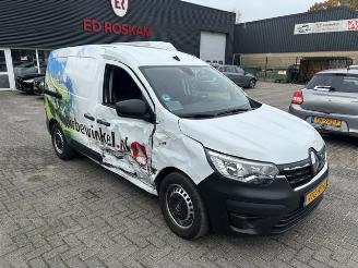 krockskadad bil bedrijf Renault Express 1.5 DCI 75 COMFORT 2023/1