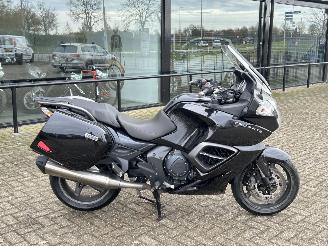 Triumph Trophy 1200 ABS picture 2