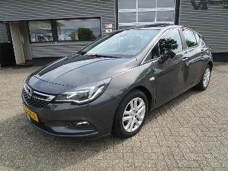 damaged passenger cars Opel Astra 1.0 Edition 5drs 2016/2