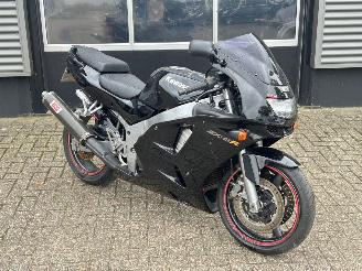 krockskadad bil motor Kawasaki Ninja ZX 6R  1995/5