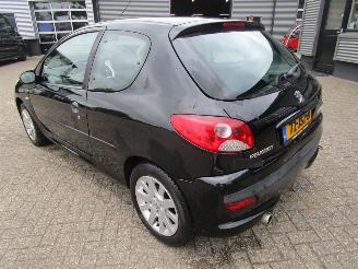 Peugeot 206+ 1.4 XS picture 3