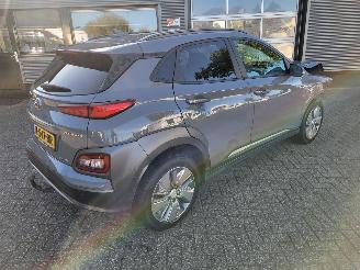 uszkodzony samochody osobowe Hyundai Kona EV Comfort 64KWH 2020/10