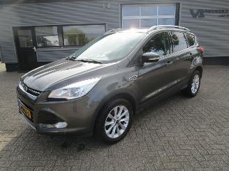 Coche accidentado Ford Kuga 1.5 Titanium Styling Pack 2015/4
