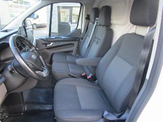 Ford Transit Custom 320 2.0 TDCI L2H1 Limited picture 10