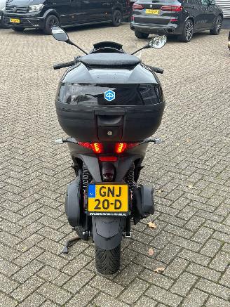 Piaggio MP3 300 HPE picture 4
