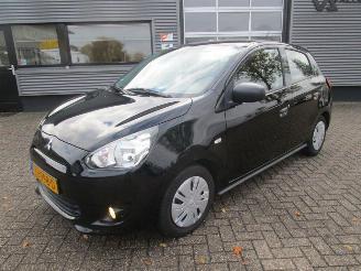 skadebil auto Mitsubishi Space-star 1.0 Bright 2015/10