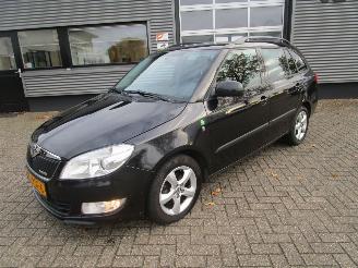 uszkodzony samochody osobowe Skoda Fabia Combi 1.2 TDI Greenline 2011/3