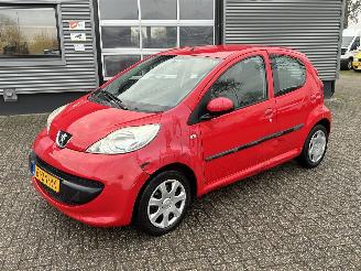 skadebil auto Peugeot 107 1.0-12V XS 5drs 2008/5