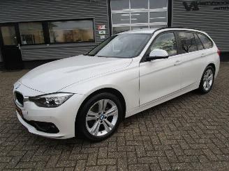 skadebil auto BMW 3-serie 316D Touring Executive 2017/3