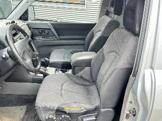 Mitsubishi Pajero 3.2 DI-D GLS Automaat picture 10
