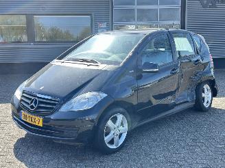 krockskadad bil auto Mercedes A-klasse 160 BlueEfficency Business Clas 2012/2