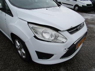 Ford C-Max 1.0 Lease Titanium picture 19