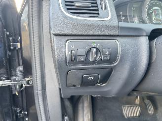 Volvo V-60 2.0 T5 Kinetic 245PK Automaat picture 16