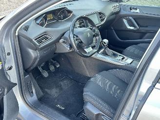 Peugeot 308 SW 1.2 PureTech Blue Lease Premium picture 9