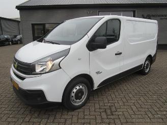 krockskadad bil bedrijf Fiat Talento 1.6 MJ EcoJet L1H1 Basis 2019/3