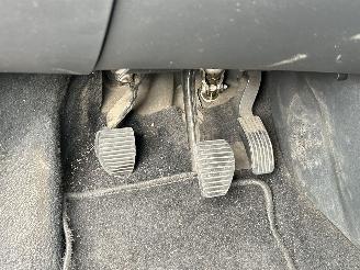 Peugeot 207 1.4 VTi Millesim 200 picture 18