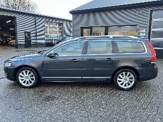 Volvo V-70 2.0 T4 Polar+ picture 2