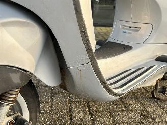 Vespa  Primavera 50 4T picture 10