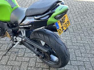 Kawasaki Ninja ZX - 9R  picture 11
