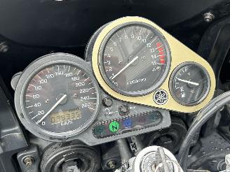 Yamaha FZS 600 Fazer picture 15