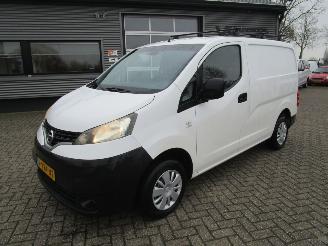 danneggiata veicoli commerciali Nissan NV 200 1.5 dCi Acenta 2013/1