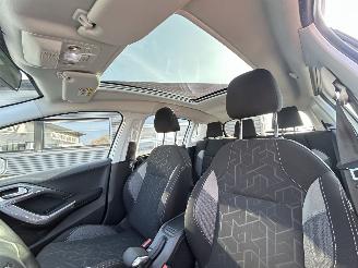 Peugeot 2008 1.2 PureTech Blue Lion picture 14