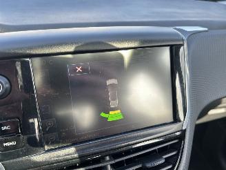 Peugeot 2008 1.2 PureTech Blue Lion picture 24