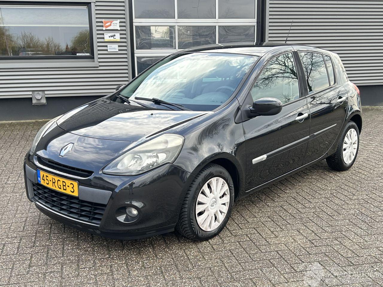 Renault Clio 1.5 dCi Authentique