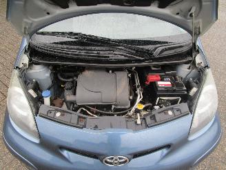 Toyota Aygo 1.0-12V Comfort 5drs picture 24