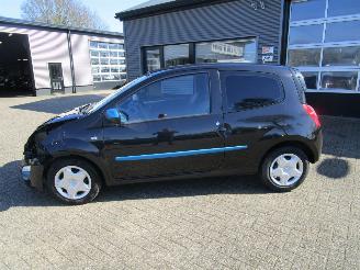 Renault Twingo 1.2-16V Pasisienne picture 2