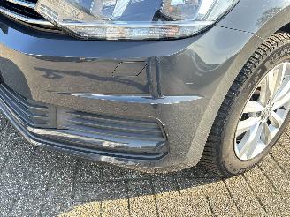 Volkswagen Touran 1.6 TDI SCR Highline Automaat 7persoons picture 34