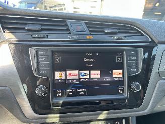 Volkswagen Touran 1.6 TDI SCR Highline Automaat 7persoons picture 24