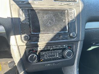 Volkswagen Golf 1.2 TSI Highline Bluemotion picture 21