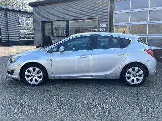 Opel Astra 1.4 Turbo Blitz picture 2