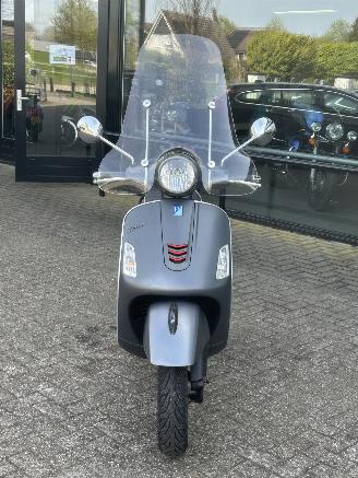 Vespa  GTS 300 Super Sport picture 8